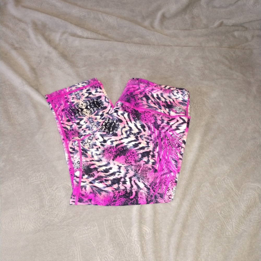 Lululemon leggings.